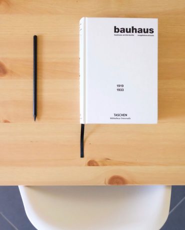 Pros and Cons of Veneer vs. Solid Wood