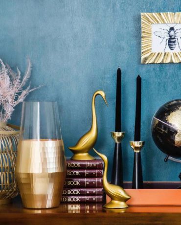 difference between designer and decorator